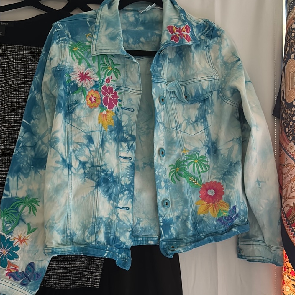 DG2 by Diane Gilman Blue Tie-Dye Jacket with Floral Embroidery